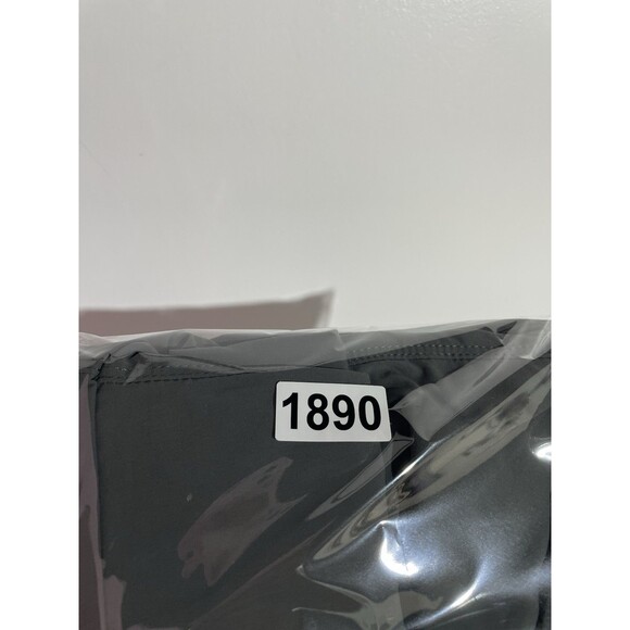 Patagonia Pants Mens 36 Gray Quandry Convertible Zip Off Hiking Outdoor Nylon - Picture 11 of 11